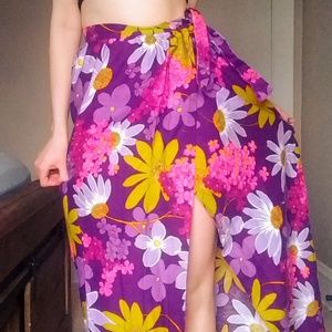 Beverly Vogue Vintage High Waist Skirt